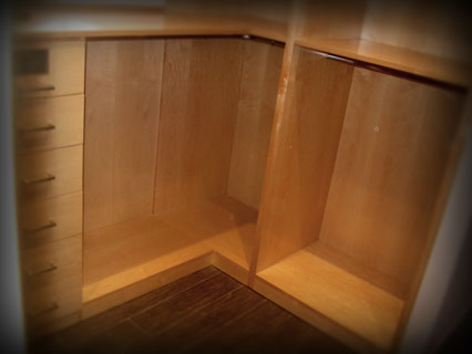 Detalle de cajoneras de vestidor